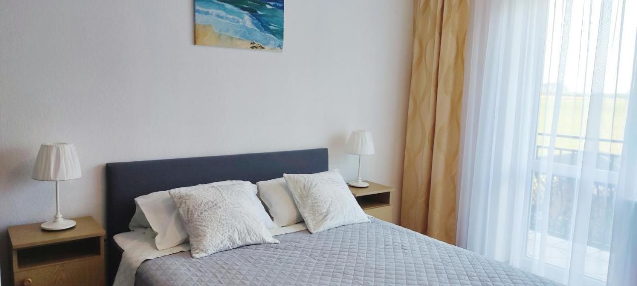 Korador Apartment Ostrowo  Bagian luar foto